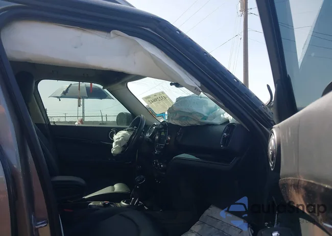 WMZYS7C57K3J04922: 43229842