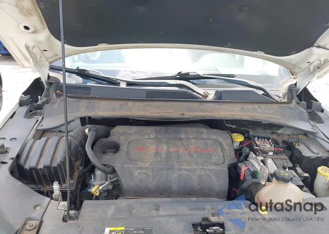 3C4NJCBB0JT300094: 43230879