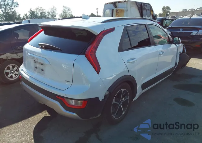 KNDCS3LF9P5055780: 43230982