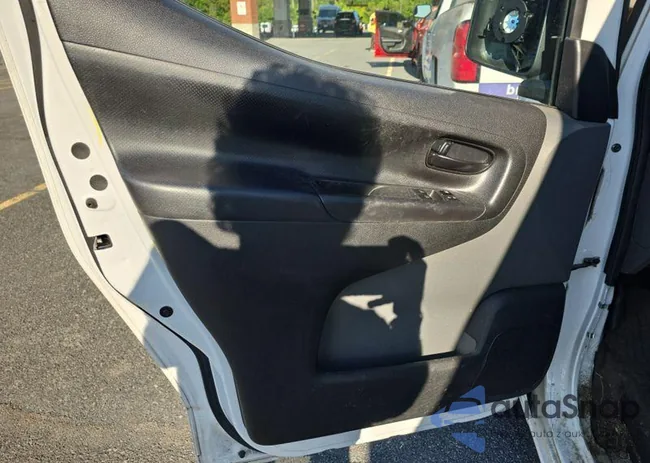 3N6CM0KN6MK696496: 43231181