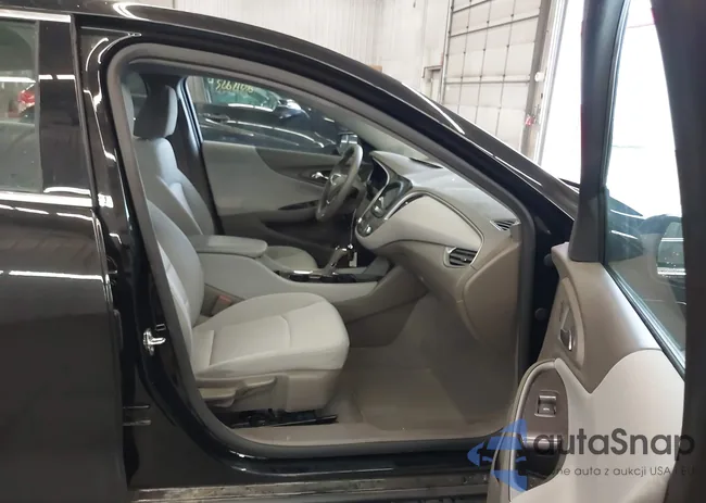 1G1ZC5ST9LF068715: 43231352