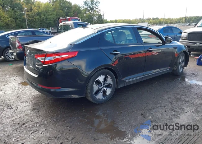 KNAGM4AD3D5048870: 43231413