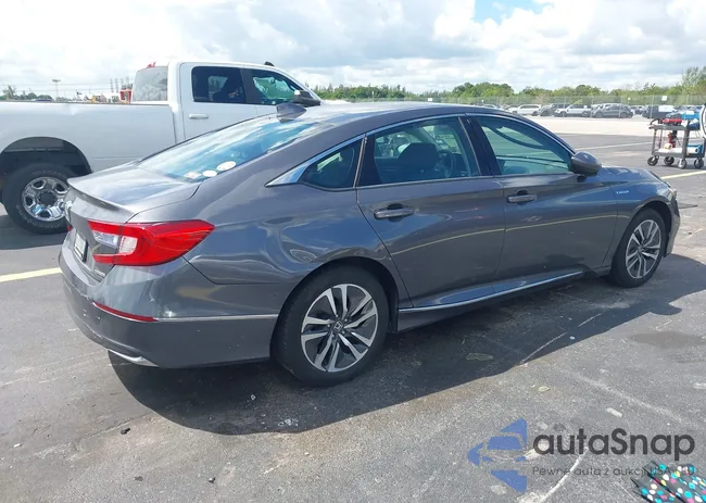 1HGCV3F47JA000732: 43230615