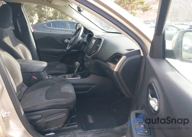 1C4PJLCBXFW683129: 43230775