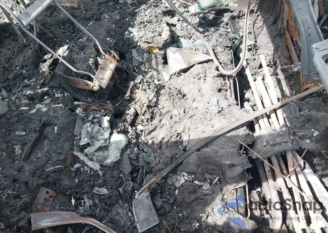 2C3CDXBG5GH307694: 43230780