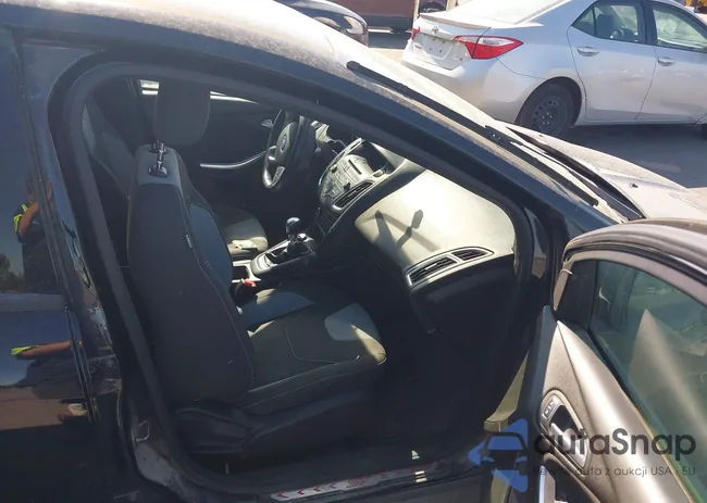 1FADP3L9XGL261711: 43230867