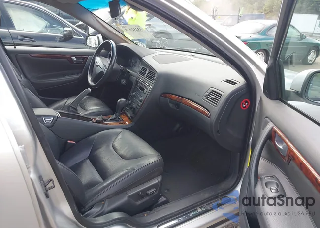 YV1RS592562542110: 43232070