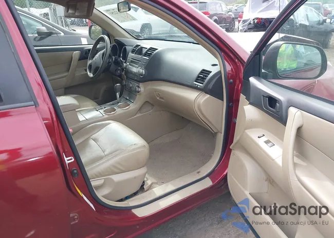 JTEES41A182018596: 43232281