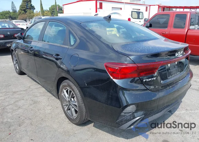 3KPF24AD6NE436976: 43231491