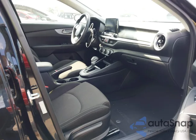 3KPF24AD6NE436976: 43231491