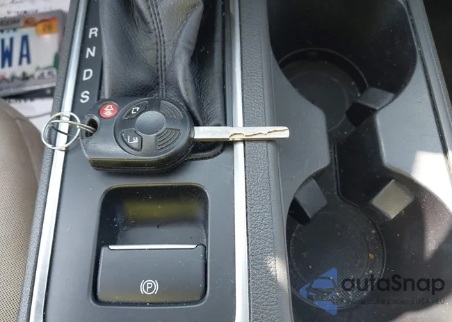 1FMCU0GD4JUA75199: 43231561