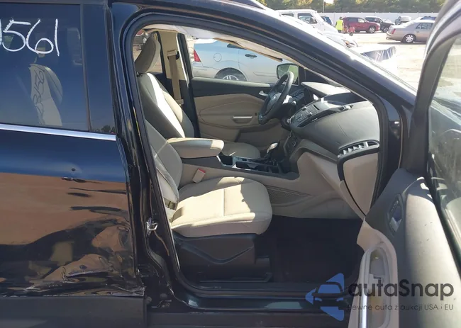 1FMCU0GD4JUA75199: 43231561