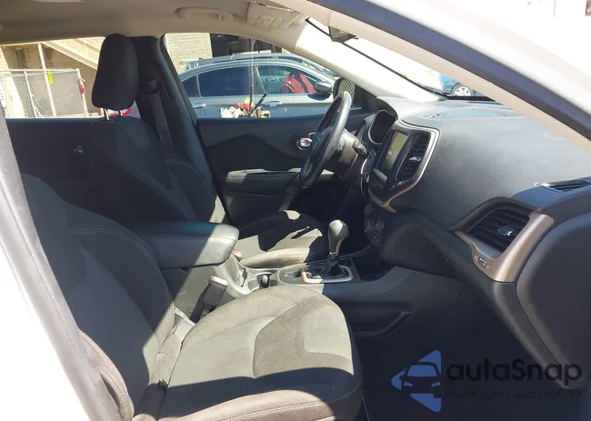 1C4PJLCBXGW113665: 43231586