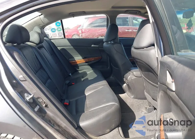 1HGCP3F8XBA010881: 43231621