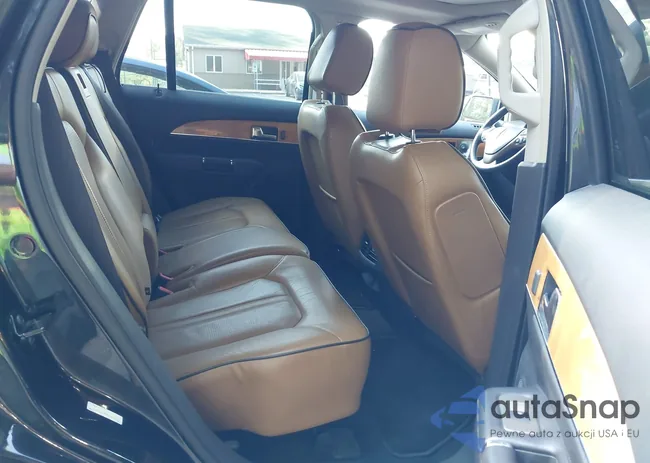 2LMDJ8JK3DBL28420: 43231789