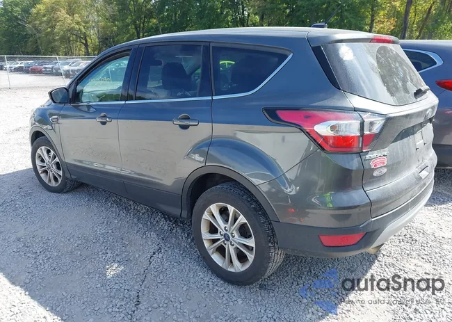 1FMCU0GDXHUC04427: 43232901