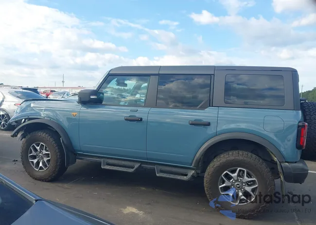 1FMEE5DP2PLB61028: 43232905