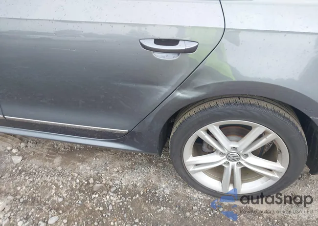 1VWCN7A32DC116219: 43232947