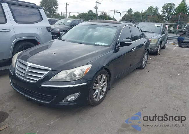 KMHGC4DD0DU253579: 43233062