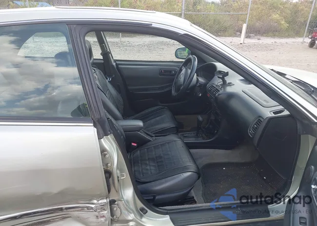 JH4DB7668WS001201: 43233101