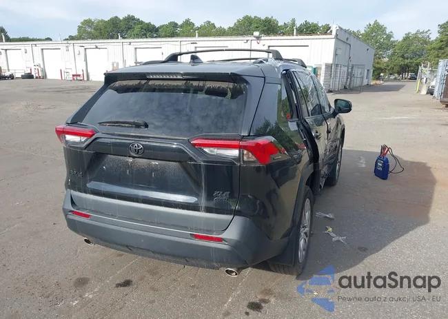 2T3A1RFV1NW305454: 43233318