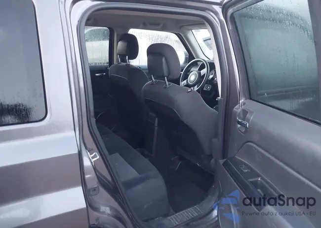 1C4NJPBA3GD512498: 43232527