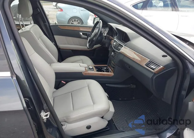 WDDHF8JB0CA567765: 43232606