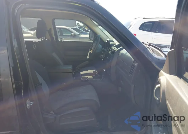 1D8GT28K38W246218: 43232721