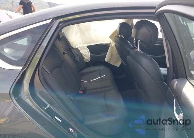 KMHGN4JE4JU253247: 43233952