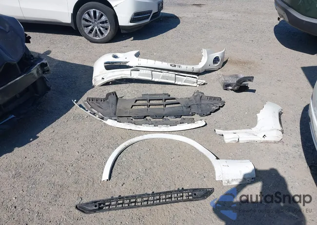 ZN661YUL5MX363027: 43234060