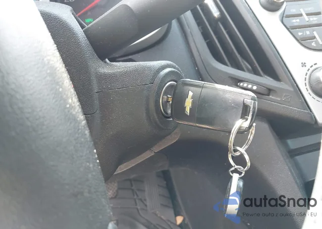 2GNFLEEK3D6104690: 43234251