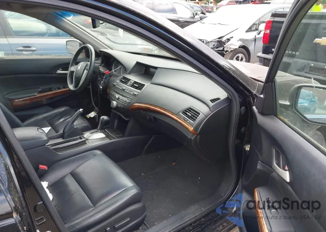 1HGCP3F88BA008465: 43234265