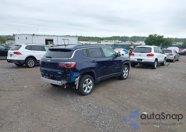 3C4NJDBB3KT807871: 43233619