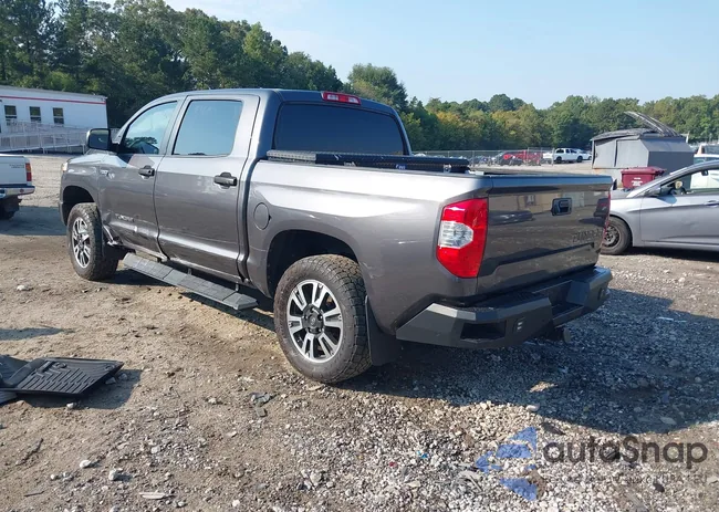 5TFDW5F12JX763868: 43233814