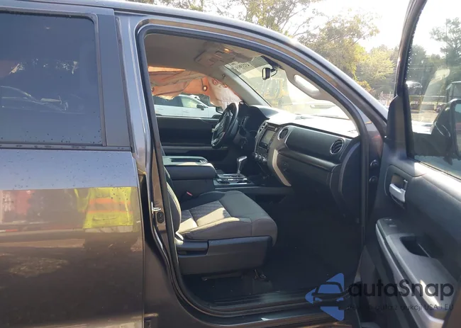 5TFDW5F12JX763868: 43233814