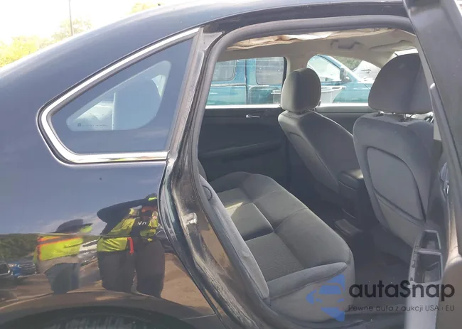 2G1WA5E32C1306416: 43233818