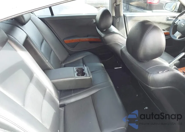 1N4BA41E46C857040: 43233827