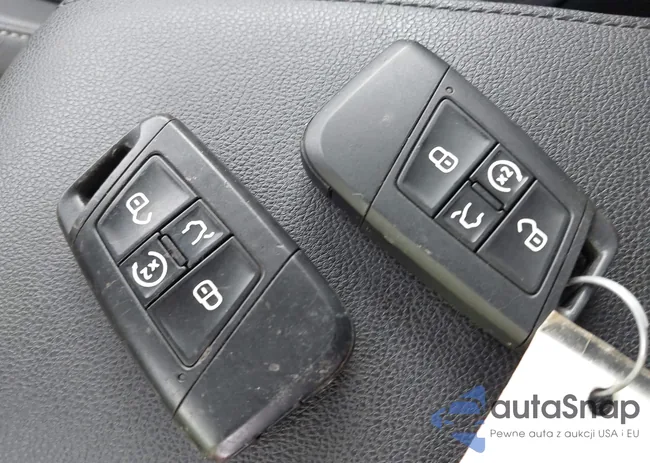 3VV2B7AX2KM163385: 43234638