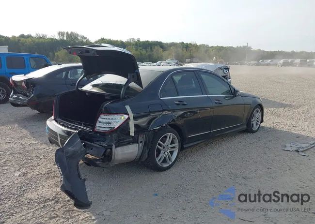 WDDGF8AB6DR264682: 43235872