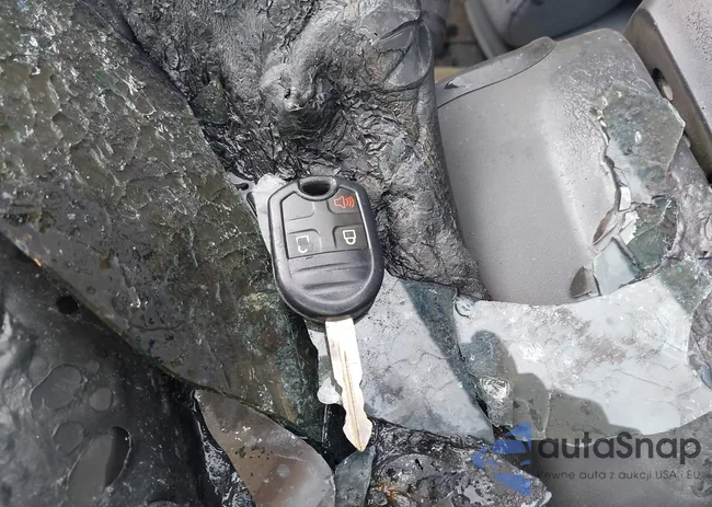 1FTMF1EF6CFB92528: 43236095