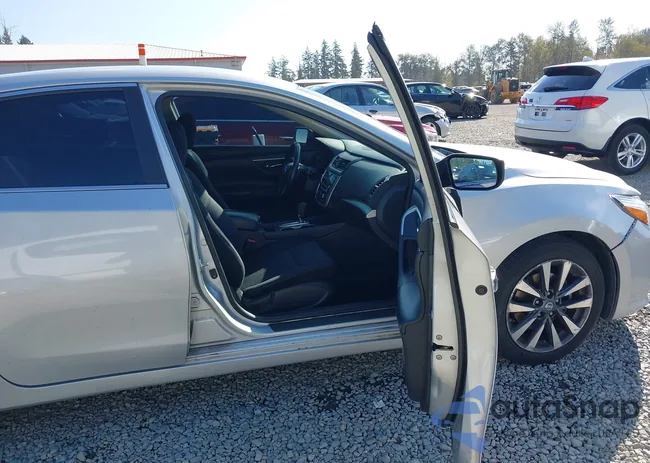 1N4AL3AP4HC284340: 43236159