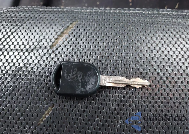 1FAHP25W08G163053: 43236172