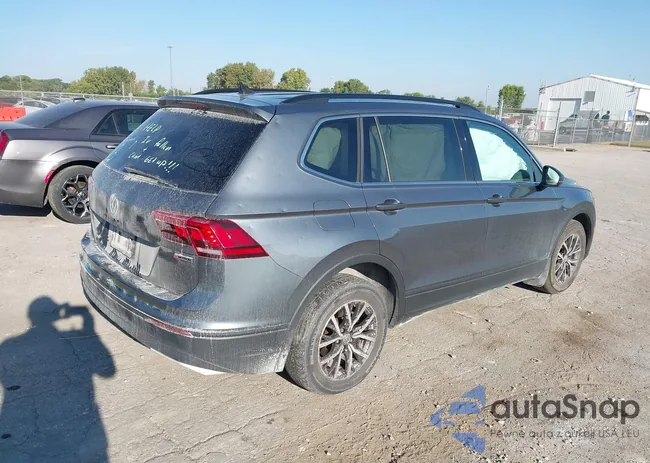 3VV2B7AX0KM067044: 43235520