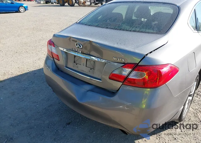 JN1BY1AR7BM374592: 43235587