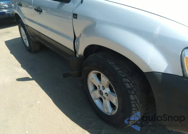 1FMYU93115KE30921: 43235863