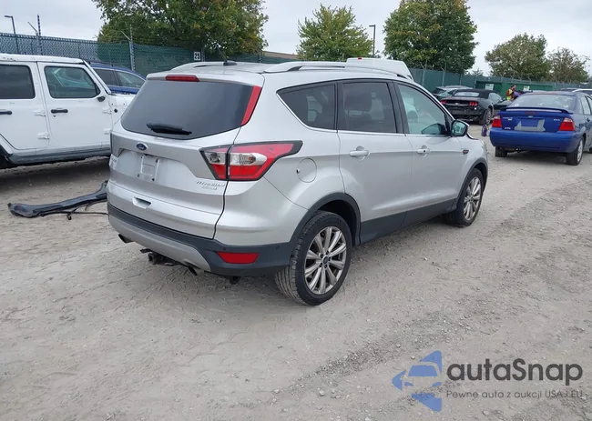 1FMCU0J9XHUA75058: 43236898