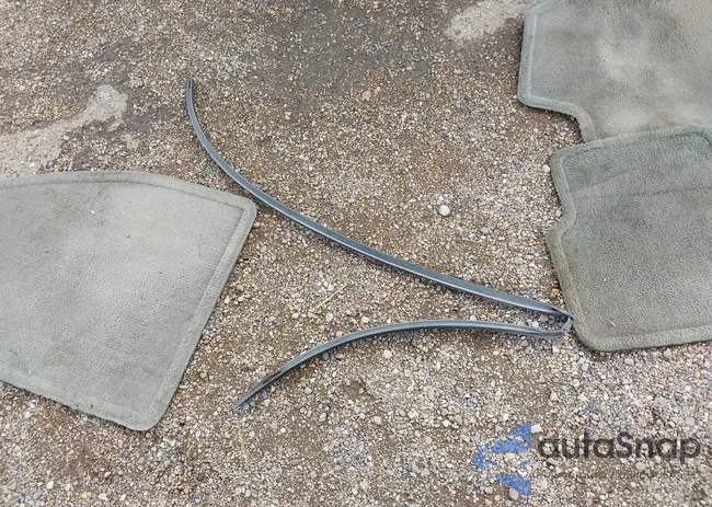 1G11B5SL1FF198718: 43236961