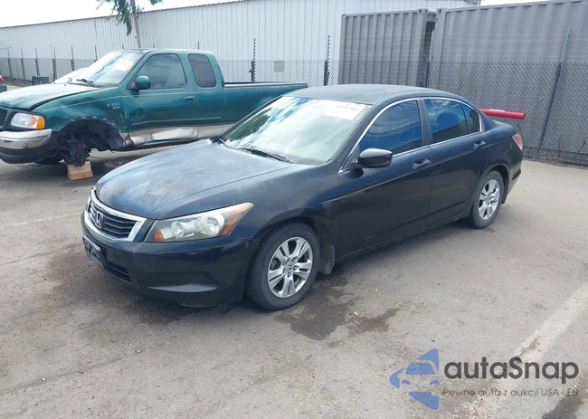 1HGCP2F41AA099407: 43237302