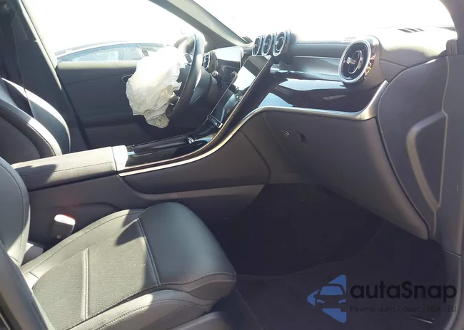 W1NKM4GB0SF241898: 43237407