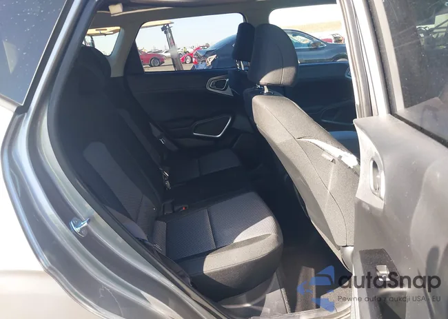 KNDJ23AU0S7923946: 43237868